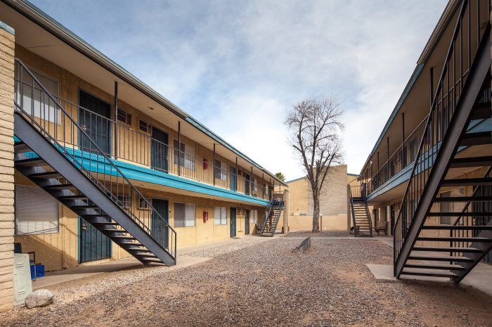 Casa De Caro Apartments