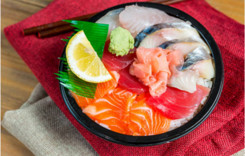 Piatto di pesce crudo