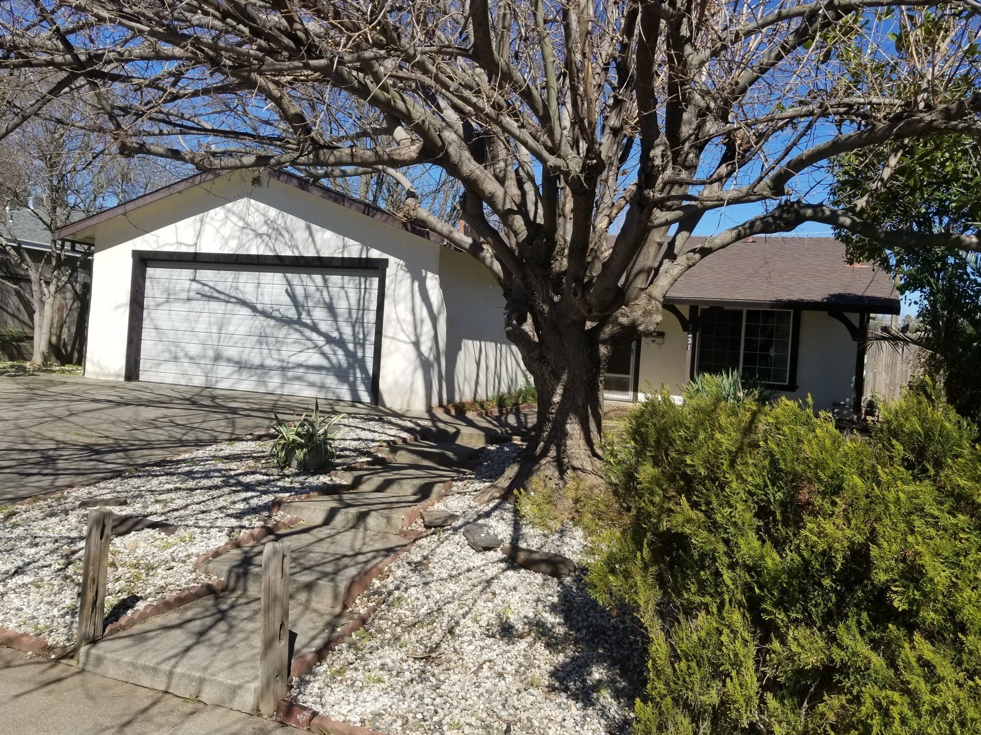 RESIDENTIL HOME IN CITRUS HEIGHTS