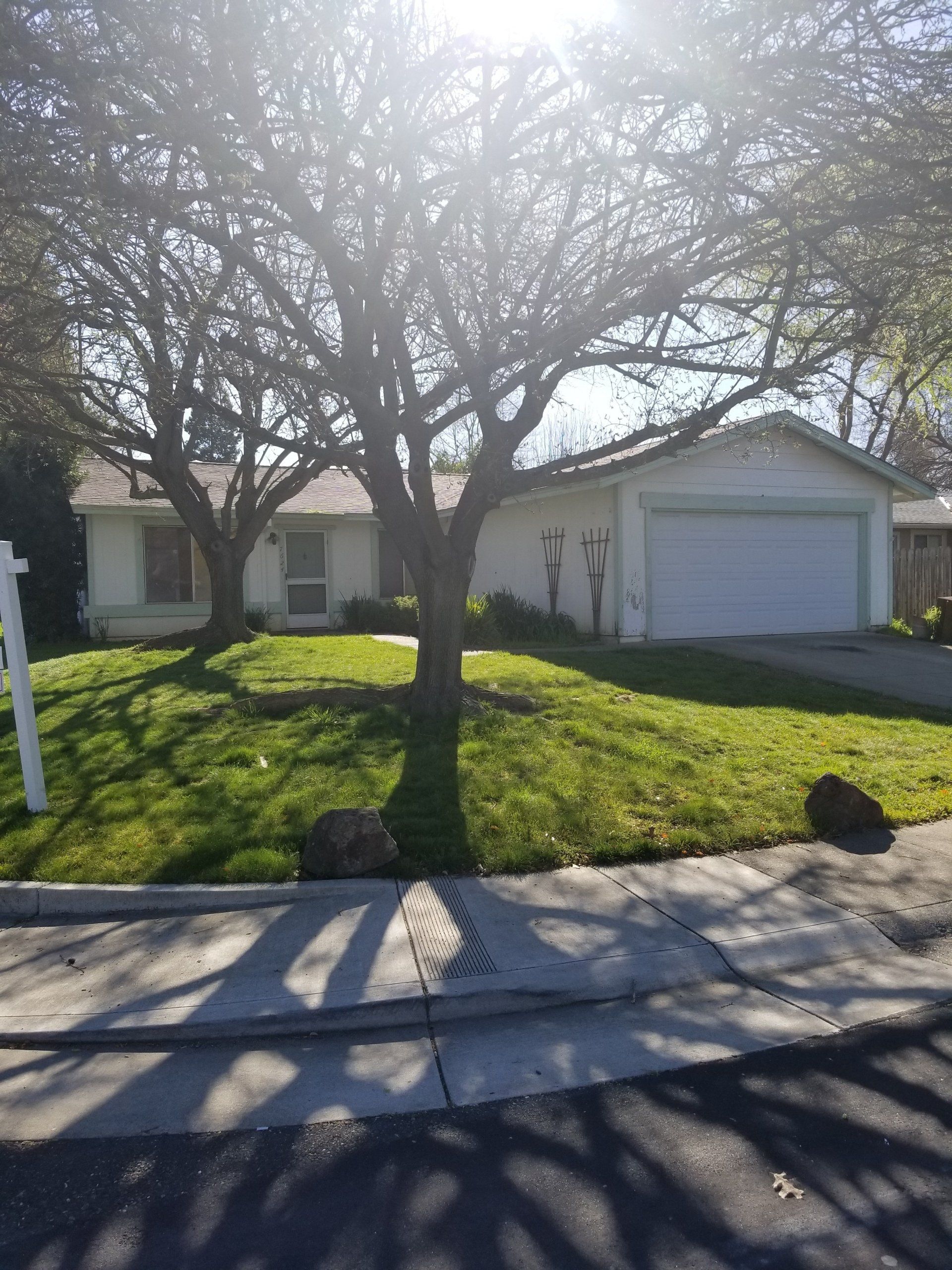 GREAT MINOR FIXER PROPERTY FOR INVESTOR OR FIRST TIME HOME BUYER