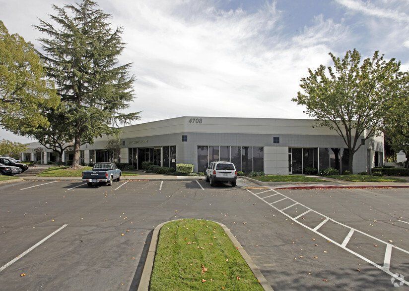 LEASED 3,222 SQ.FT INDUSRTIAL WAREHOUSE