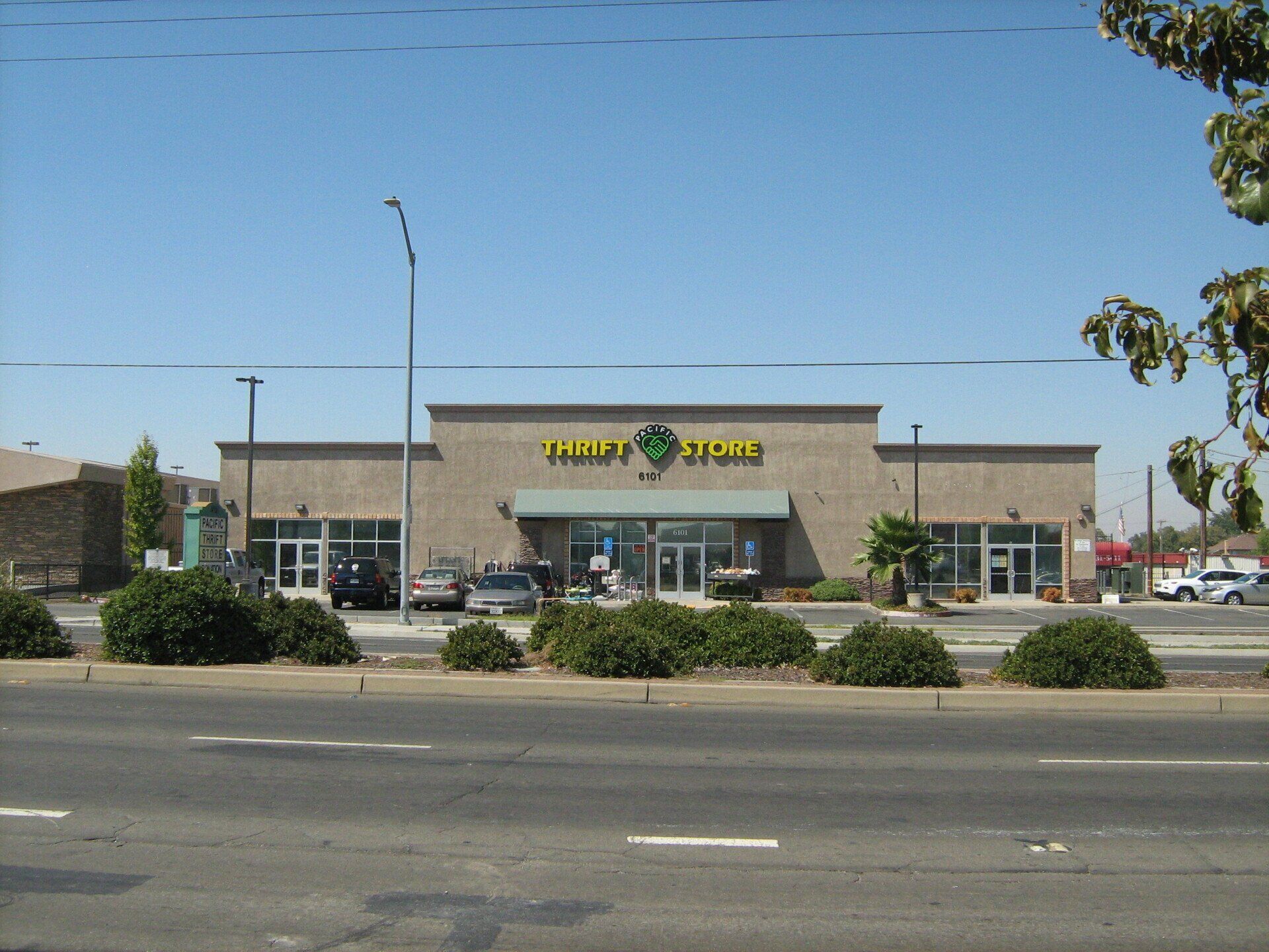 SOLD!!! COMMERCIAL BUILDING