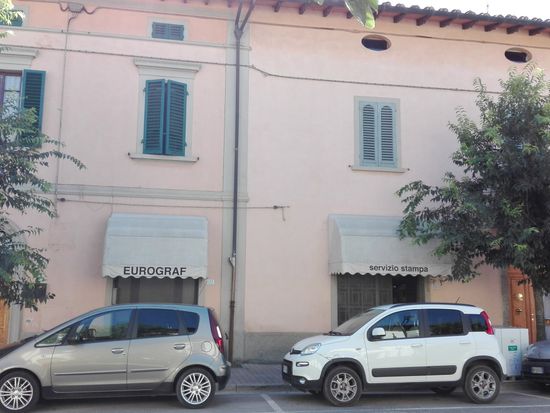 facciata del negozio di tipografia
