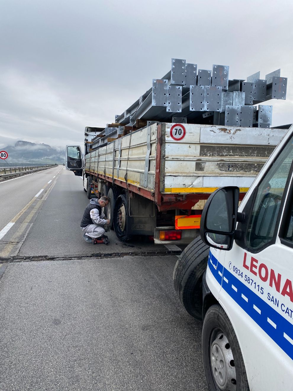 riparazione meccanica su strada