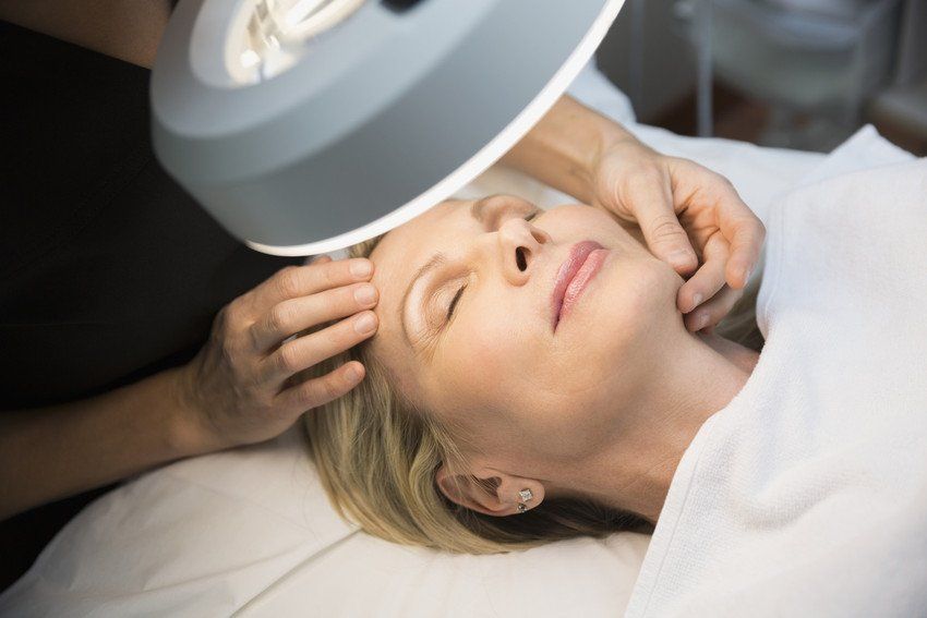 Facial acupuncture