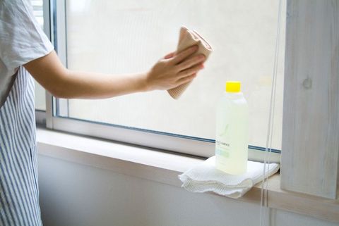 cleaning the inside of a window
