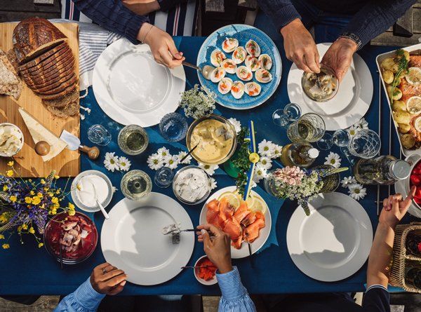Midsummer dinner party