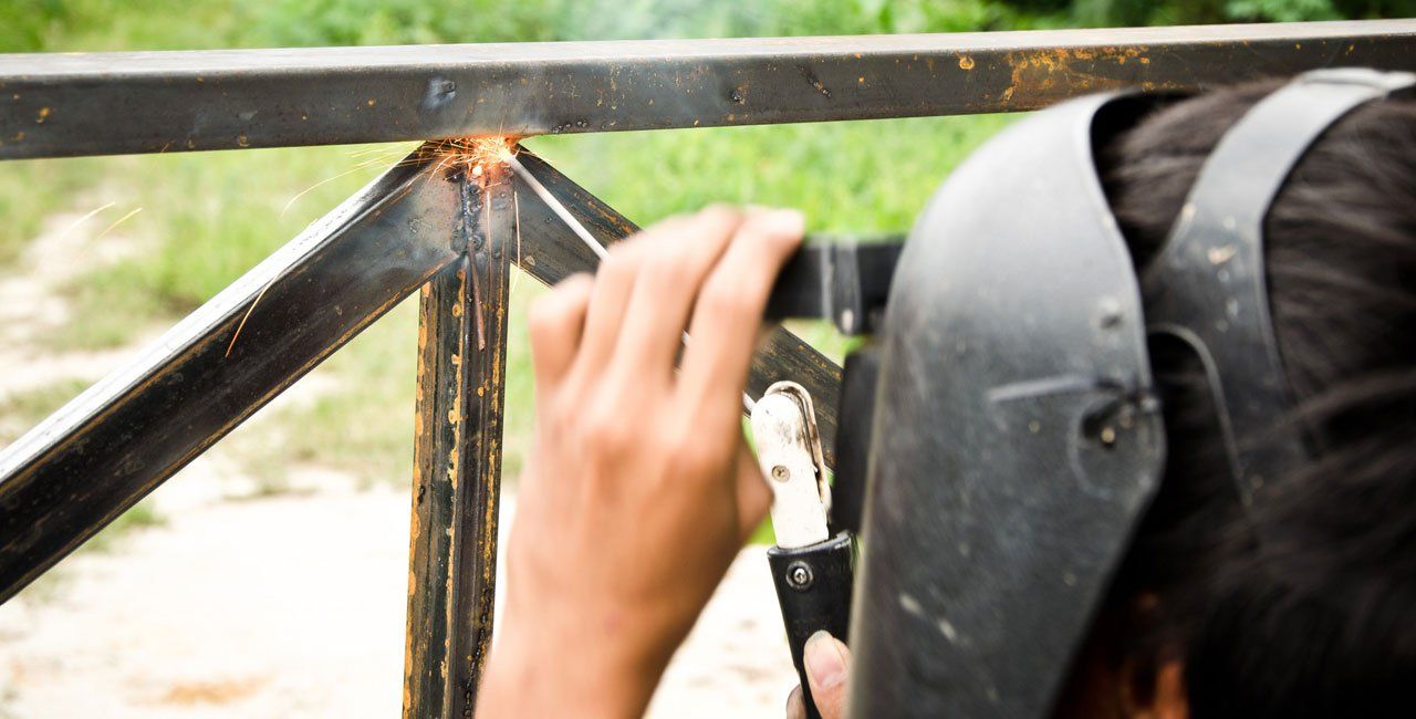 welding a gate