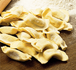 ravioli mezzaluna ravioli mezzaluna