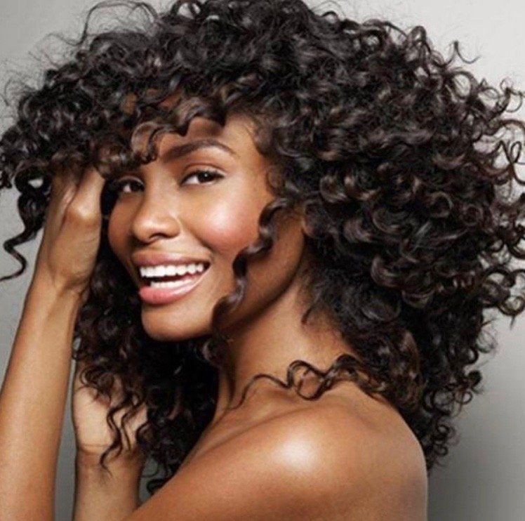 #haarstudio10 #laren #klaaskampen10 #stylist #kapper #hairdressers #shampoo #conditioner #haircare #styling #stylingproducts #lifestyling #welovehair #haircare #colortrends #decologic #zoneconcept #z-one #haircolor #hairstyle #instahair #fashion #instalike #beauty #beautyhair #milk.shake #milkshakecolor #High-lights #langhaar #korthaar #halflanghaar #age-renew #krullen #vlechten #balayage #