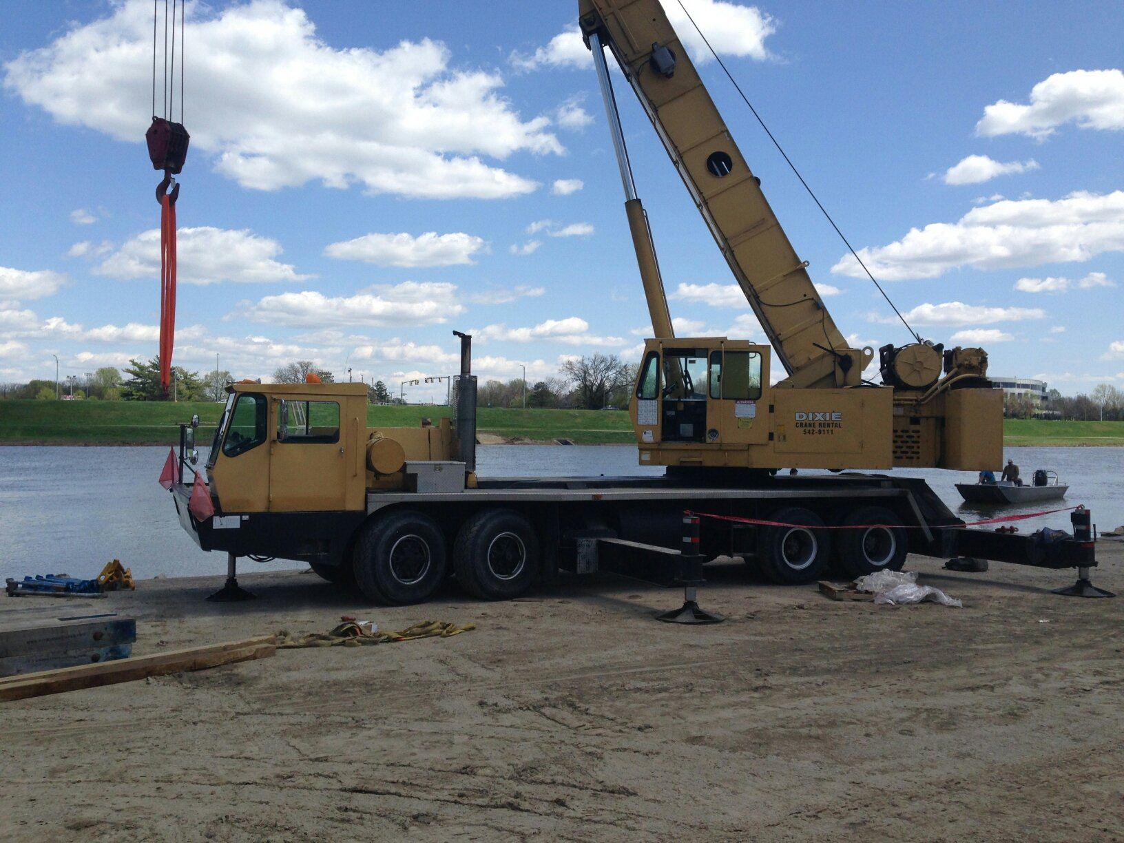 Cranes operating