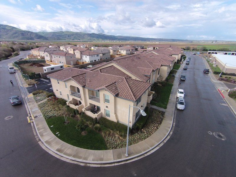 seabreeze apartments exterior