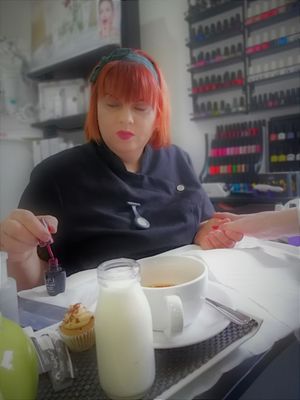 Beautician Becky