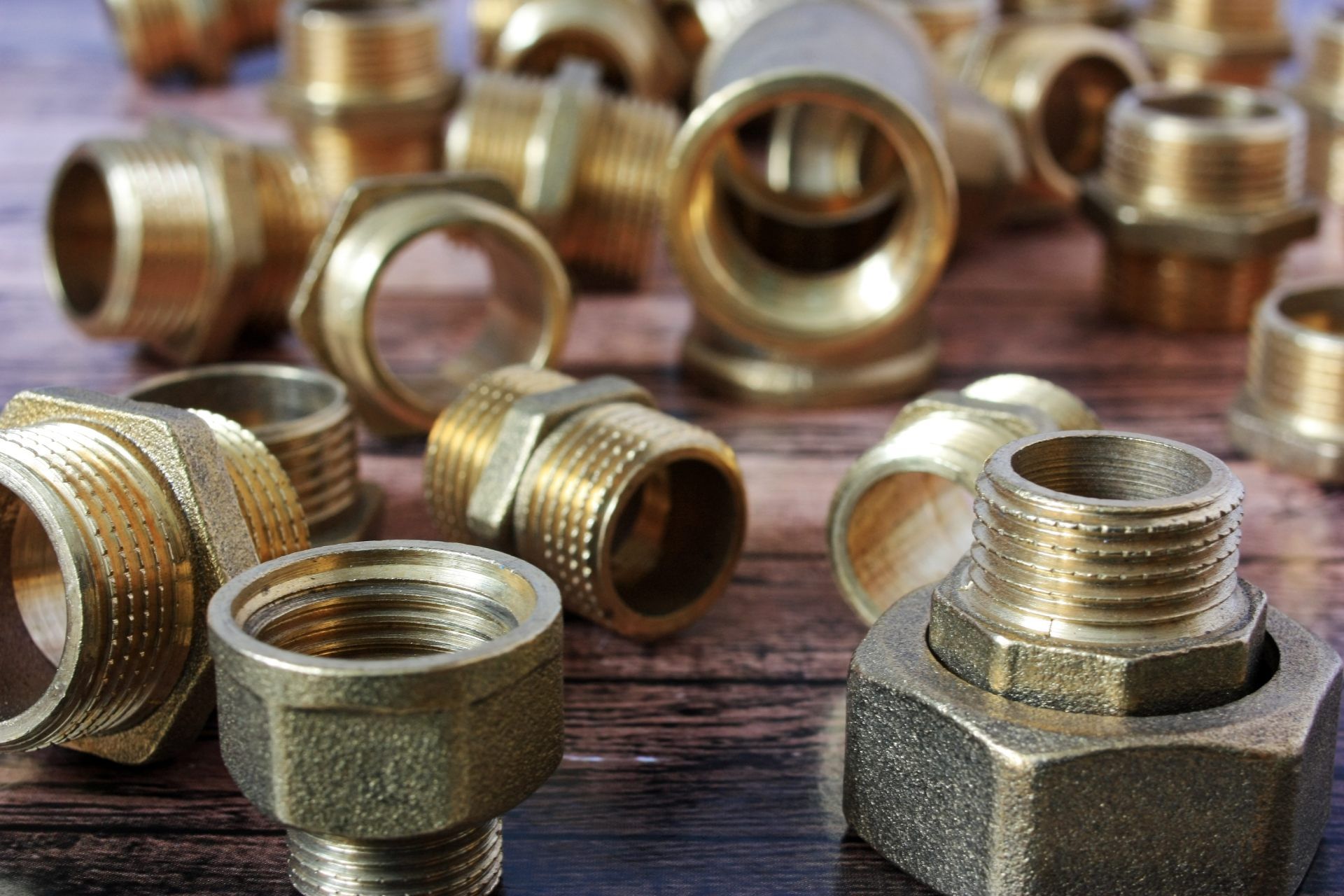 Cams and caps