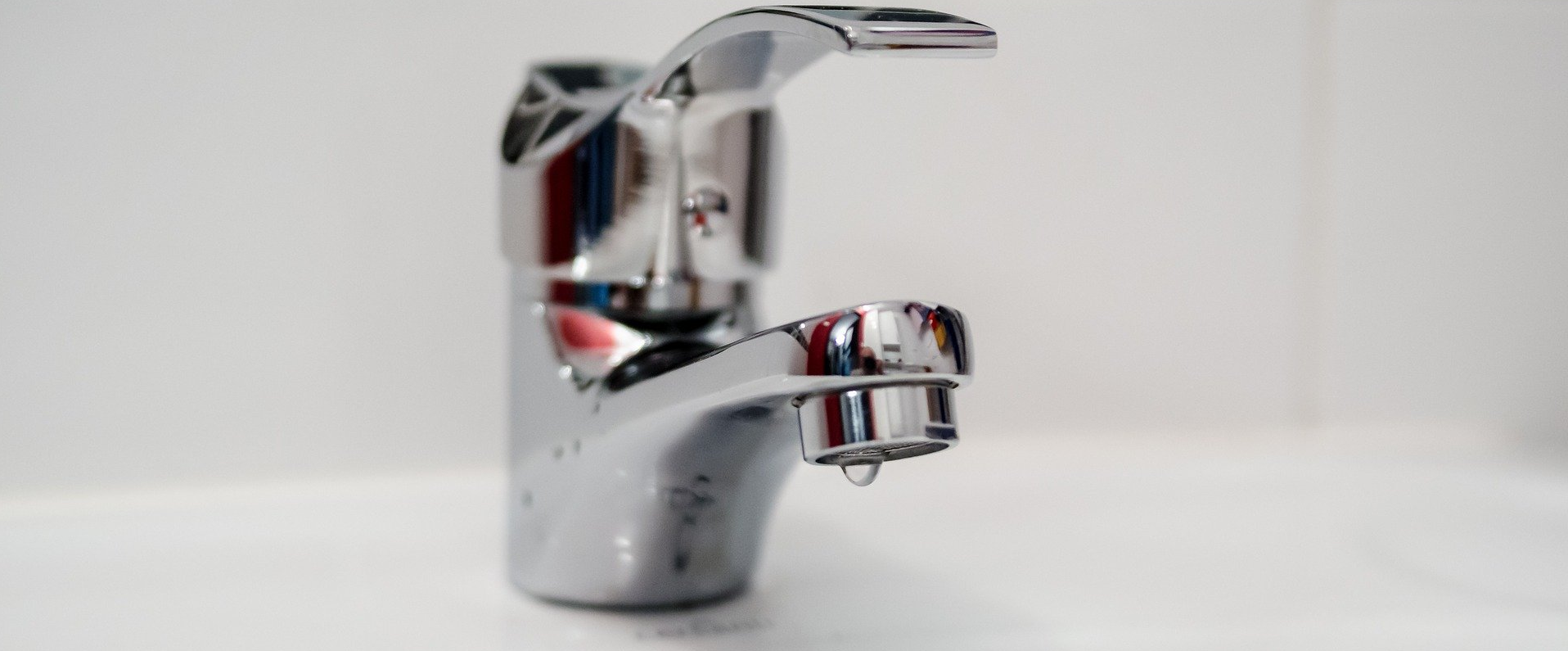 Water Faucet with Silent Leak 