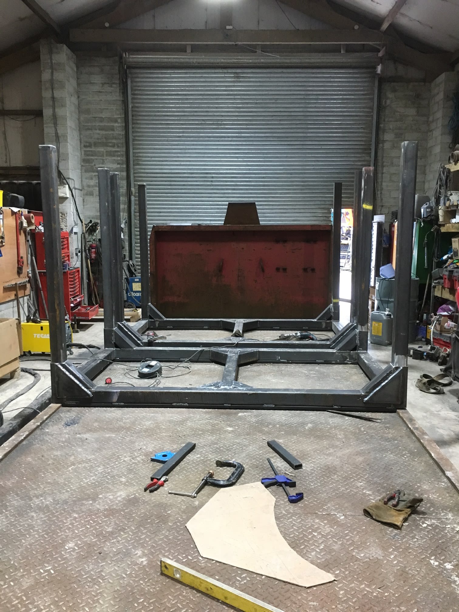 metal fabrication workshop
