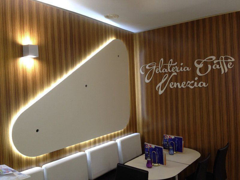 Ecke des Eiscafè Caffè Venezia