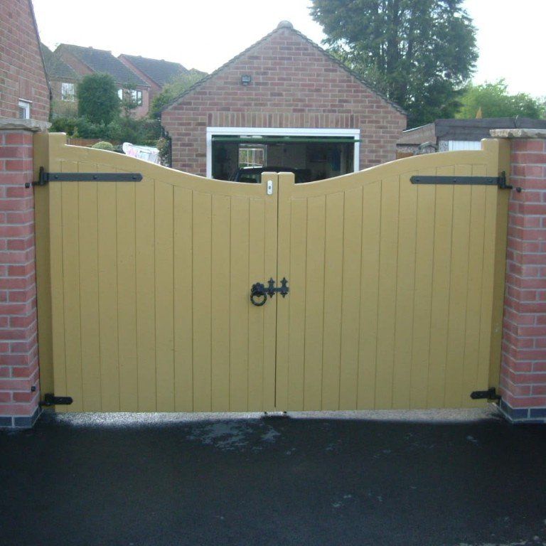 Sliding gates