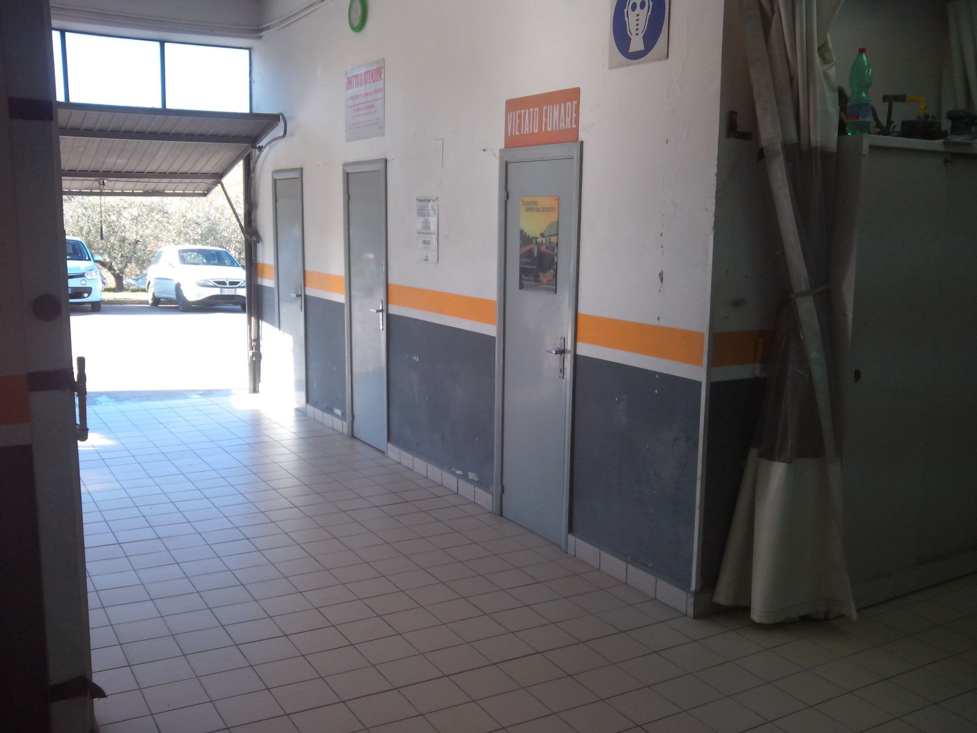 locali interni carrozzeria