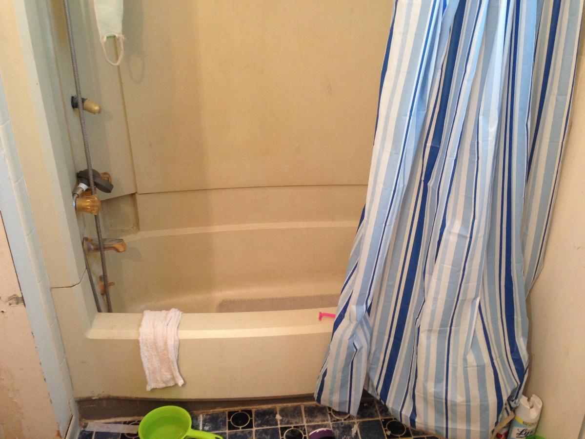 Bathesafe Remodeling before