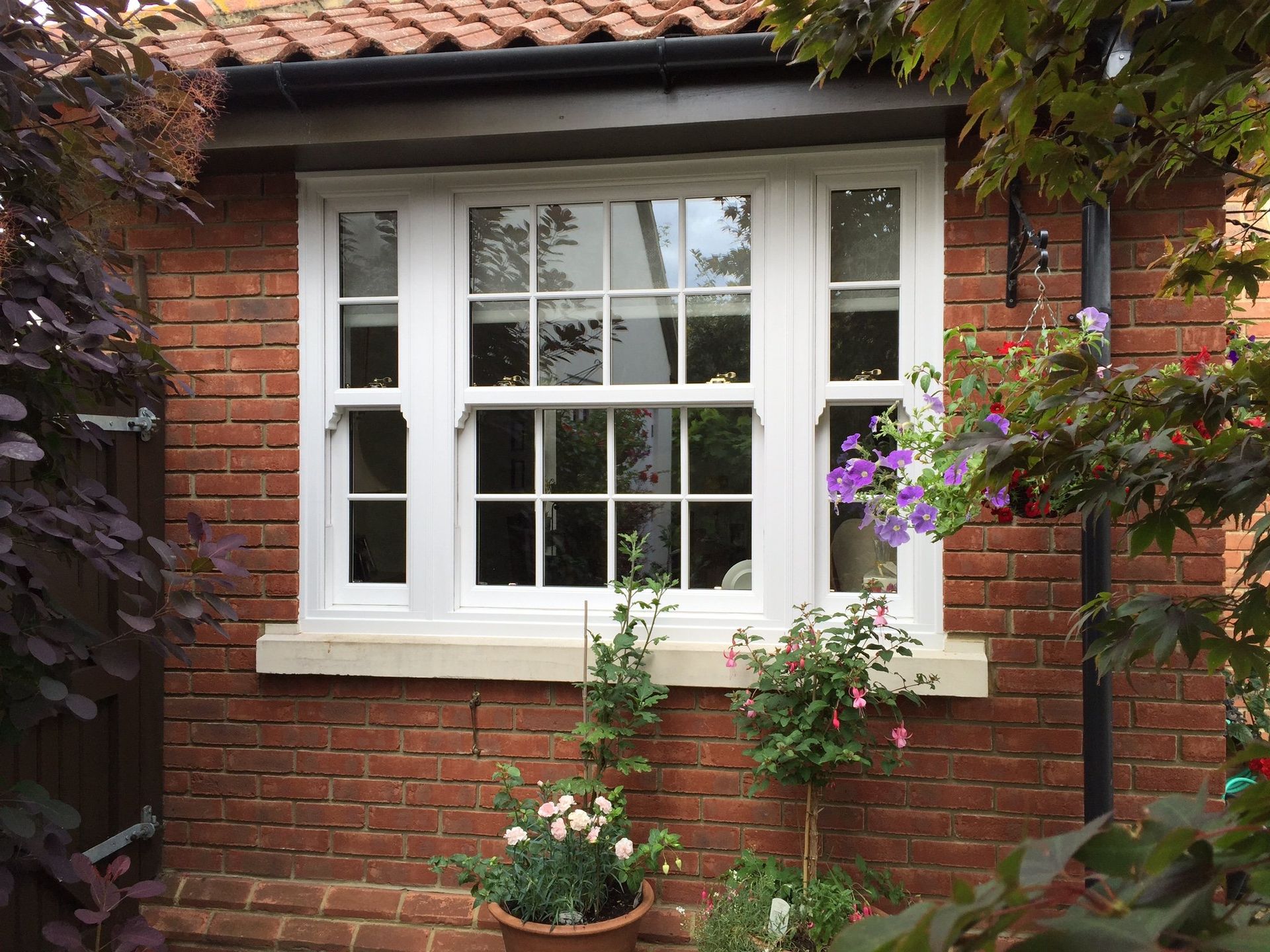 white sliding sash windows