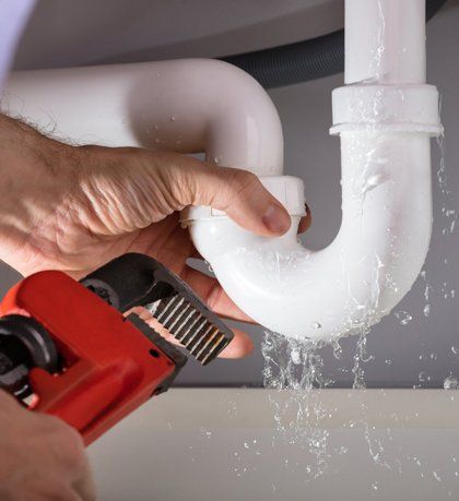 Plumber — Plumber Fixing A Broken Pipes In Edmond, OK Plumber — Plumber Fixing A Broken Pipes In Edmond, OK