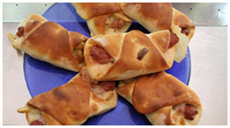rollè con wurstel