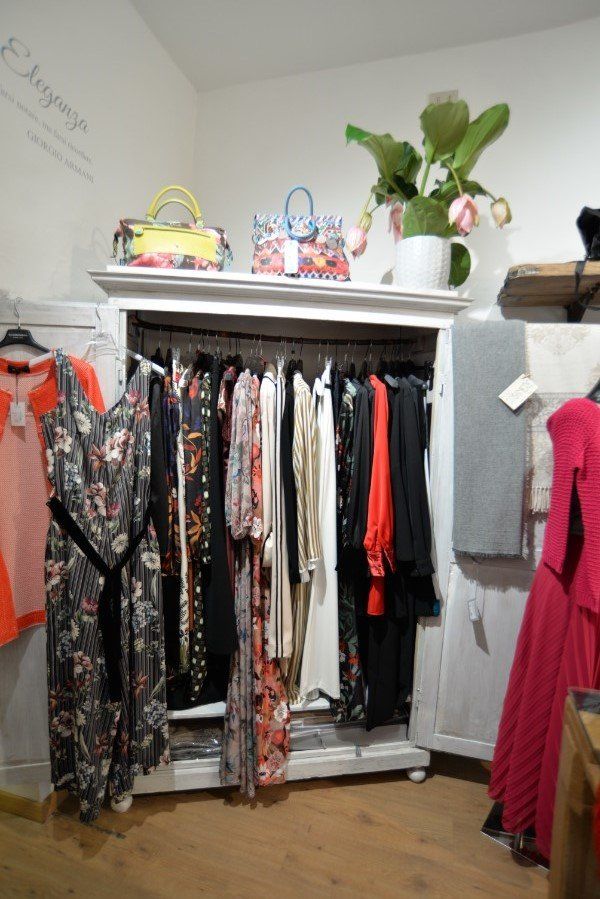 abbigliamento per signora
