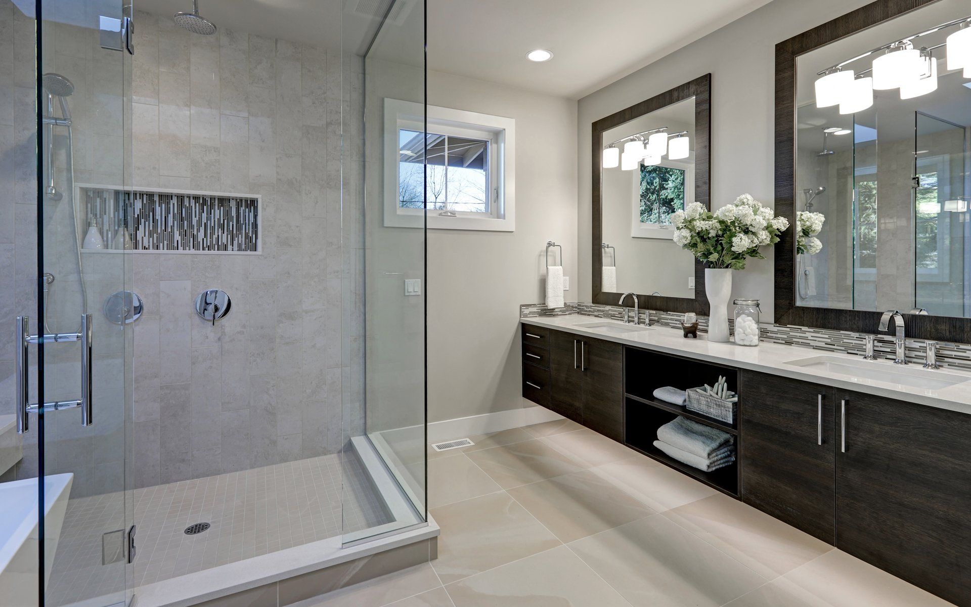 shower enclosure