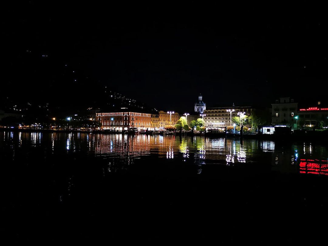 Como by night