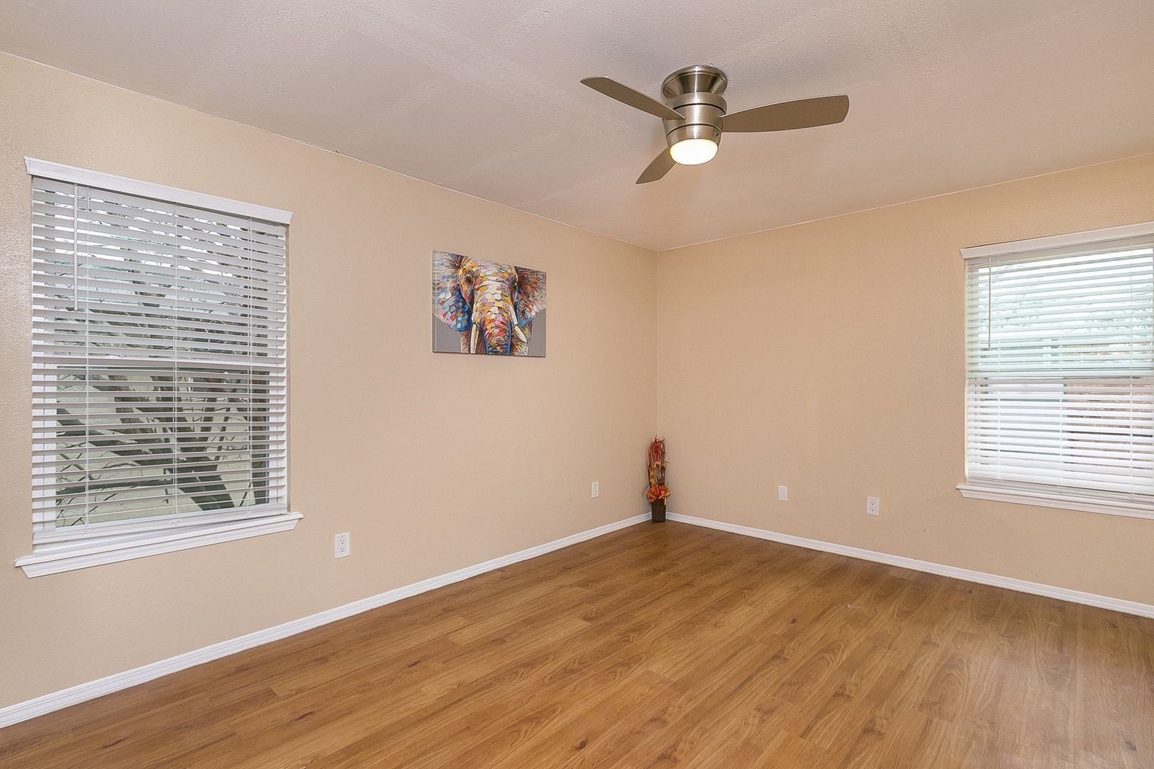 1 Bed living room
