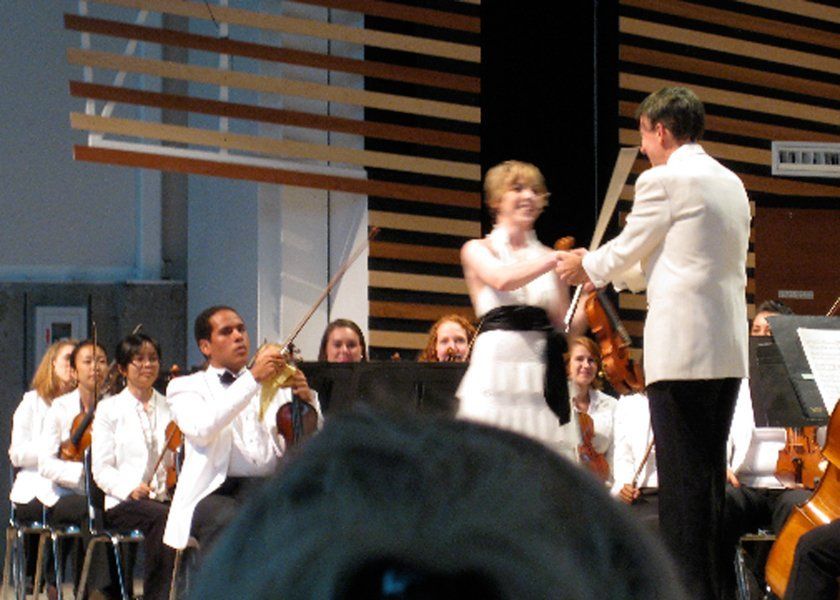 Linda Wang Violinist