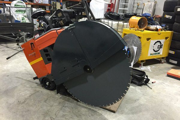 road saw