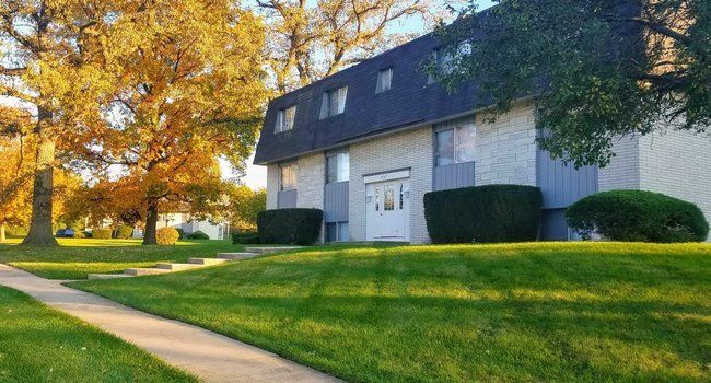 Carriage House Apartments