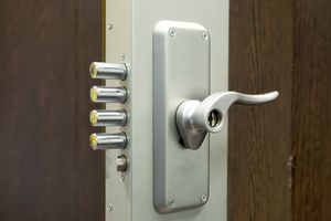 lock repair 