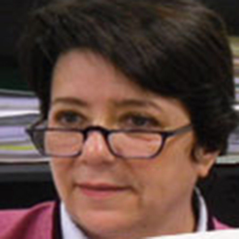 Laurence Paulet - avocate spécialisée en Droit des personnes, Droit de la famille, Droit de la responsabilité, en ce compris la réparation du préjudice corporel, Droit des assurances, Droit de la circulation routière, Droit pénal et commercial en relation avec les matières ci-dessus.
