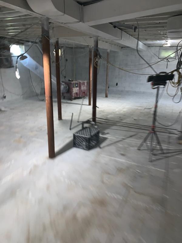 Room with Air Ducts and Posts — Lincoln Park, NJ — B & G Restoration