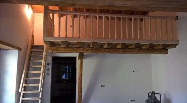 Balcone in legno