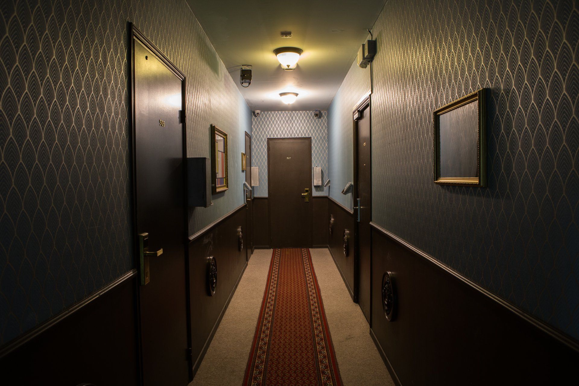 escape room le crime couloir hotel