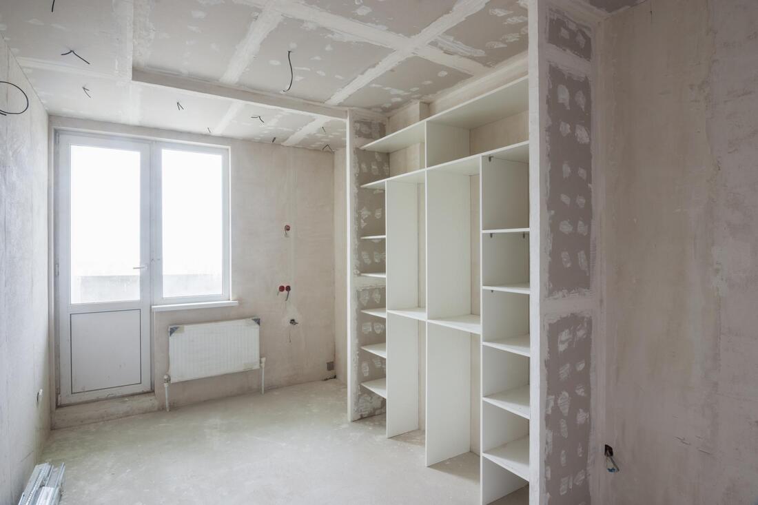 room in Orange County with drywall removed
