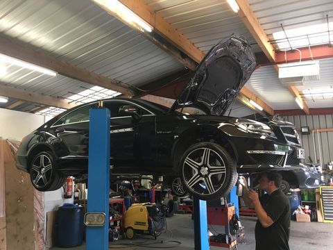vehicle servicing