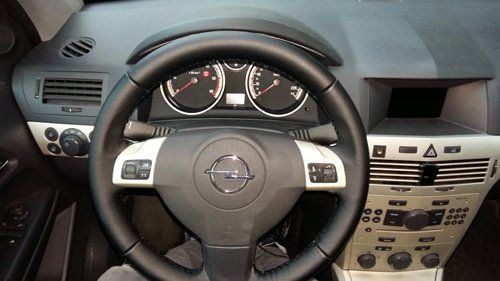 volante di un auto