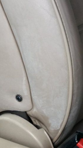 rivestimento sedile auto con bottone