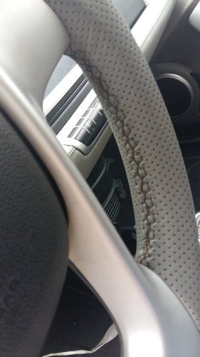 cuciture di un volante