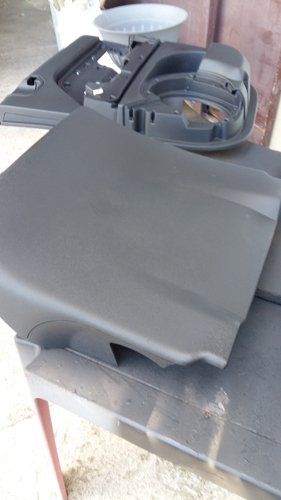 pezzo di un auto da montare