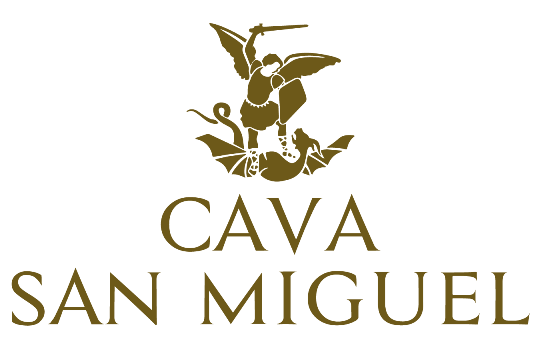 El logo de cava san miguel tiene un pájaro