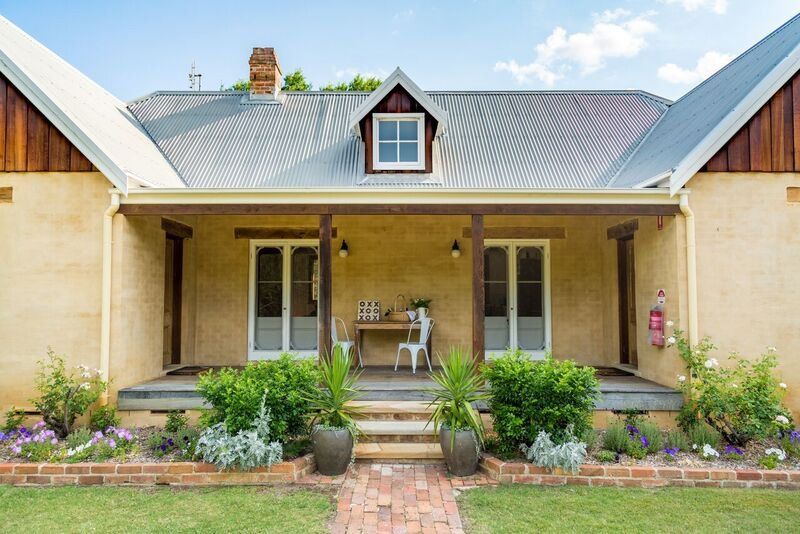 spa front house