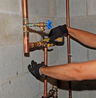 For an emergency plumber in Derby call Mickleover Plumbing on 01332 516 960 pipe repair