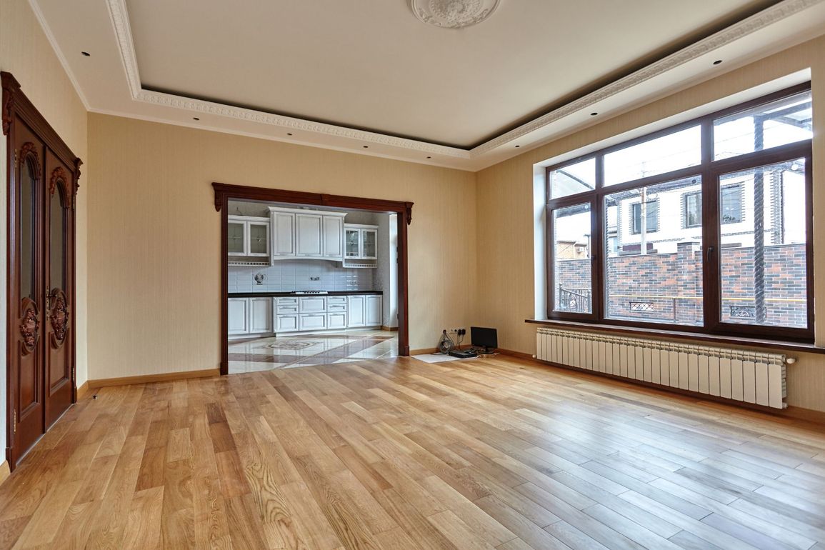 ristrutturazione di pavimento domestico con parquet