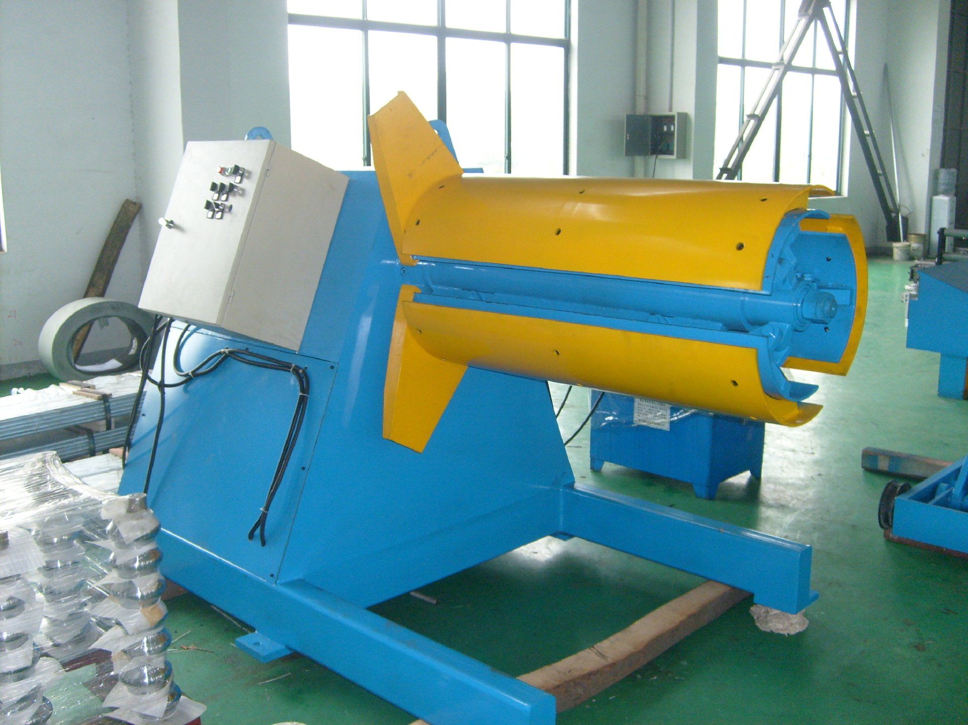 Decoilers